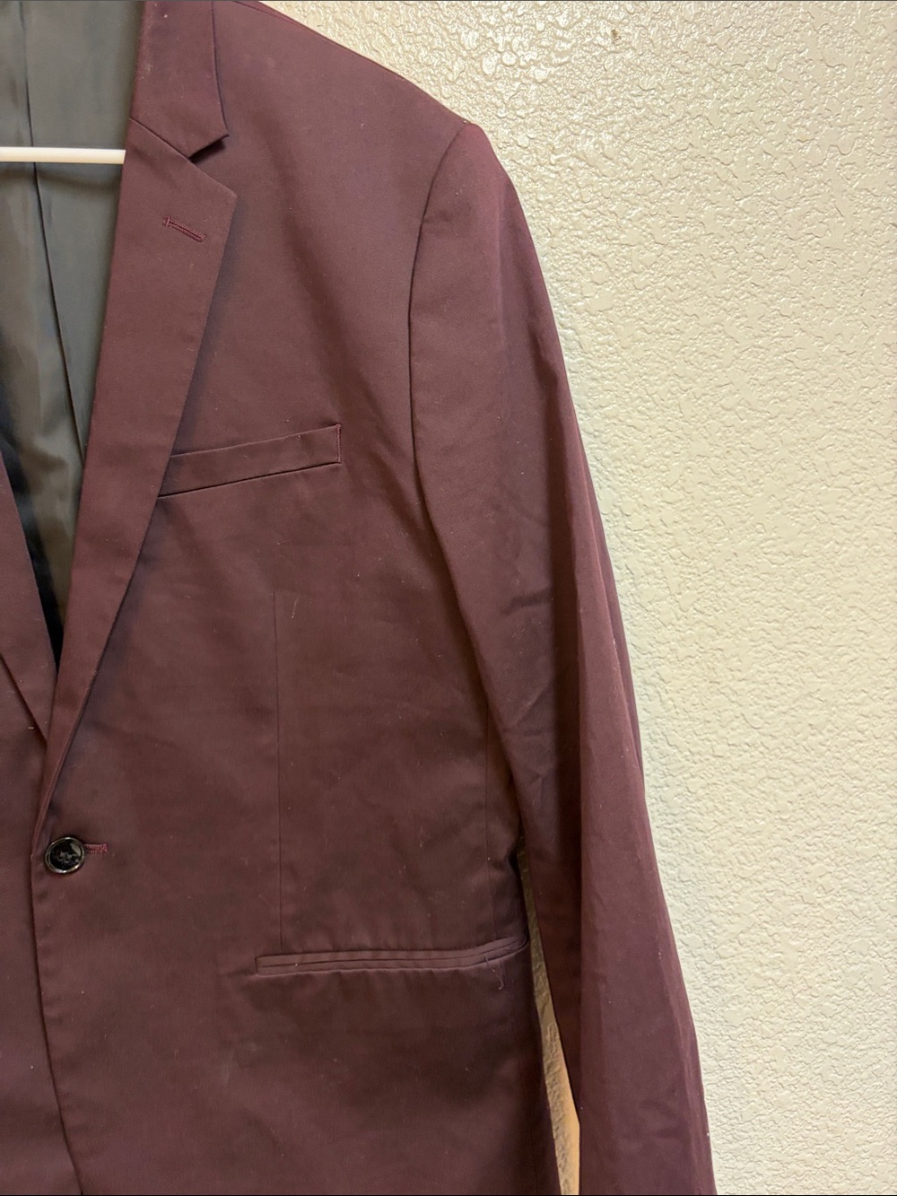 H&M Men's Burgundy Single-Button Blazer - Picture 3 of 9